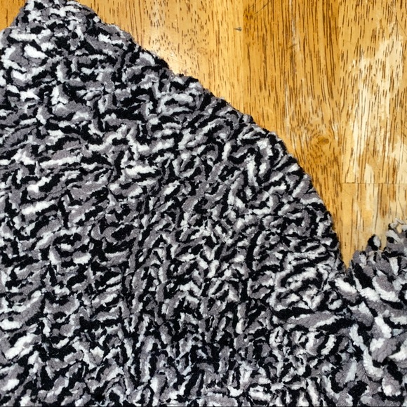 Marble Winter Hat - Picture 3 of 3